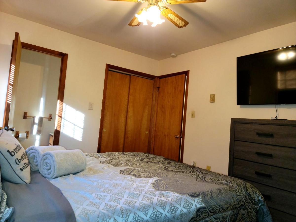 The Pocono'S Retreat With A Gameroom, Firepit, And Lake Бушкил Екстериор снимка