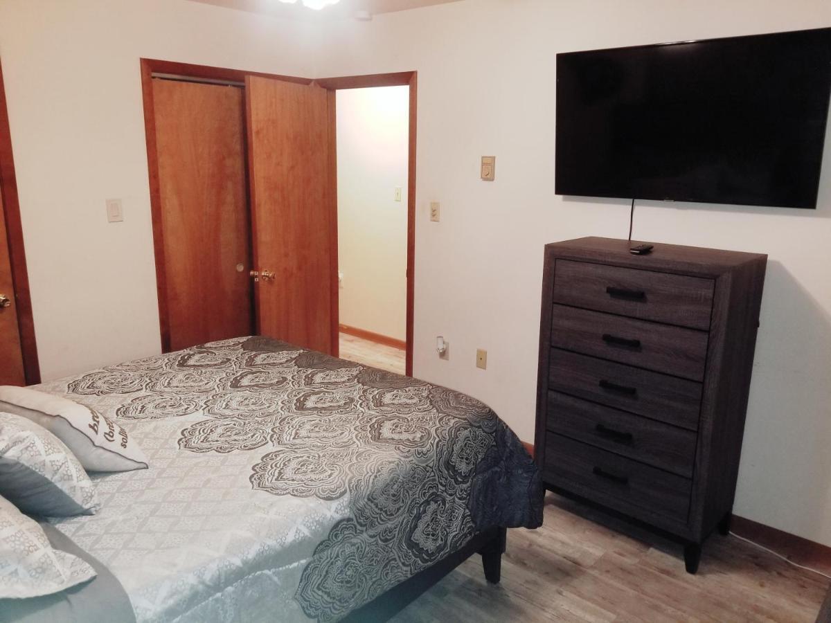 The Pocono'S Retreat With A Gameroom, Firepit, And Lake Бушкил Екстериор снимка